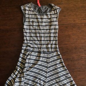 Stripped mid thigh summer dress